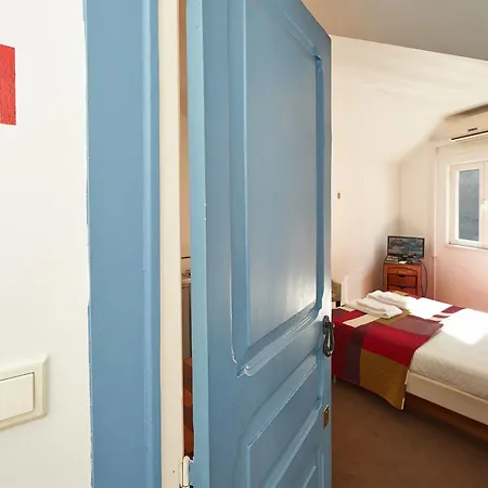 Hello Santos Design Apartment